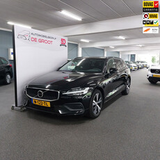 VOLVO V60 2.0 B3 Momentum MILD HYBRID-PARK ASSIST