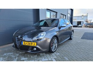 Alfa Romeo Giulietta 1.6 JTDm Exclusive (bj 2014)