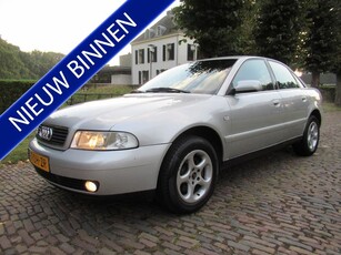 Audi A4 Limousine 1.6 Advance Ecc Xenon Stuurbekrachtiging