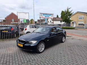 BMW 3-serie 320i High Executive