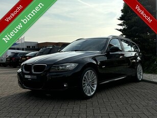 BMW 3-serie Touring 318i Luxury Line, Xenon, Navi, Leer!