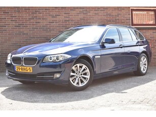 BMW 5-serie Touring 523i Executive '11 Xenon Pano Clima