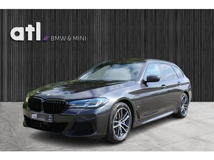 BMW 5-serie Touring 530e High Executive M-Sportpakket, Head