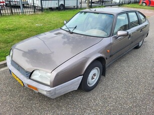 Citroen CX 20 RE 4drs 5-bak bj1987 zeer mooi paar plekjes