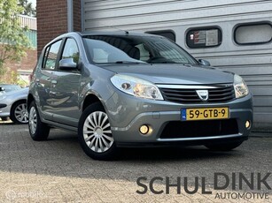 Dacia Sandero 1.4 Lauréate AIRCOELEKTRISCHE RAMEN5-DEURS