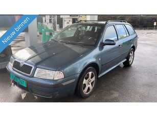 Škoda Octavia 1.6 75 kw Clima station Apk (bj 2002)