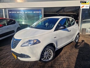 Lancia Ypsilon 0.9 TwinAir Platinum 12MND GARANTIE