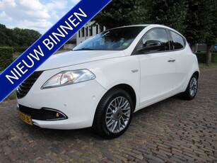 Lancia Ypsilon 0.9 TwinAir Platinum Automaat Ecc