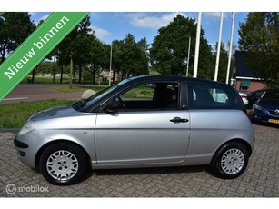 Lancia Ypsilon 1.2 Argento '06 3DRS, AircoElekt,pakket!