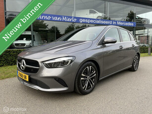 Mercedes B-klasse 180 Luxury Line In Nieuwstaat! Camera, Led, MBUX