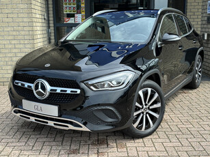 Mercedes-Benz GLA 250e Progressive-WIDESCREEN-CAMERA-DODEHOEK-BURMESTER-COMPL.