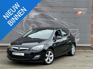 Opel Astra 1.4 Cosmo