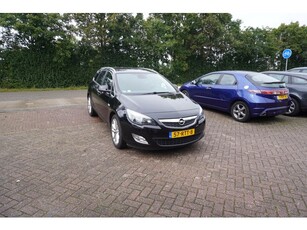 Opel Astra Sports Tourer 1.4 Turbo Sport LEER TREKHAAK