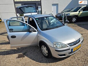 Opel Corsa 1.2-16V Rhythm AIRCO KM 132.000 5 drs