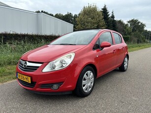 Opel Corsa 1.2-16V Selection / AIRCO / PANORAMADAK / 139dkm!