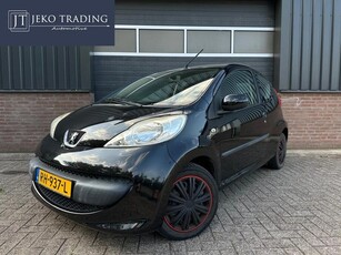 Peugeot 107 1.0-12V Urban Move / Airco / 5 deurs