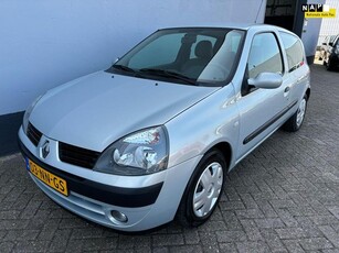 Renault Clio 1.4-16V Privilège Comfort Automaat - Airco