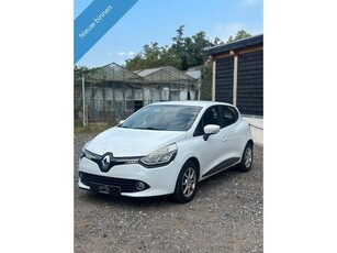 Renault Clio 1.5 dCi ECO Night&Day Parkeersensoren