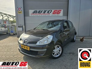 Renault Clio 1.6-16V Dynamique Luxe