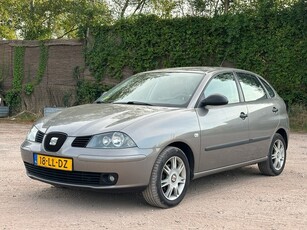 Seat Ibiza 1.4-16V Sport/LAAG KM