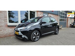 Toyota Aygo 1.0 VVT-i x-clusiv Keyless! Camera! Airco!