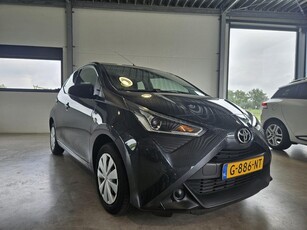 Toyota Aygo 1.0 VVT-i x-fun AIRCO !