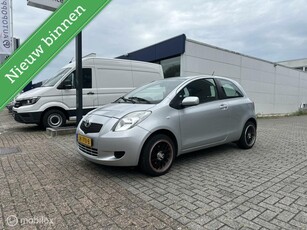 Toyota Yaris 1.0 VVTi Sol Airco !