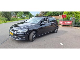 Volkswagen Golf 1.0 TSI Highline automaat leer Virt.