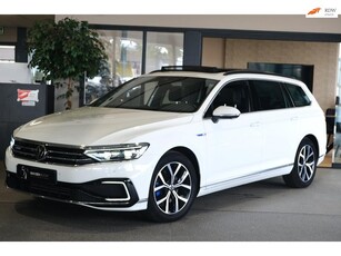 Volkswagen Passat Variant 1.4 TSI PHEV GTE Pano Virtual 360