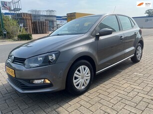 Volkswagen Polo 1.0 Comfortline Business R