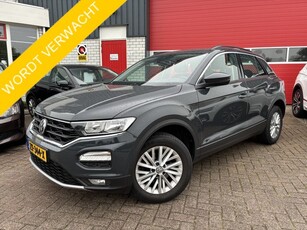 Volkswagen T-Roc 1.0 TSI Style CARPLAY / ACC / PDC /