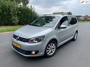 Volkswagen Touran 1.6 TDI DSG/NAVI/APK/CRUISE/ 7-2025