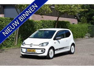 Volkswagen up! 1.0 high up! White 75 pk pdc navi cruise