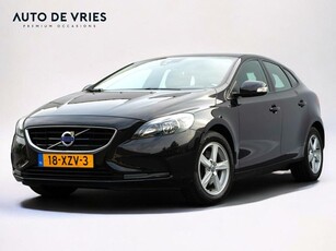 Volvo V40 1.6 T3 150pk Momentum ECC Navigatie Trekhaak