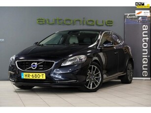 Volvo V40 2.0 D2 Summum **PANORAMADAK**