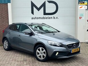 Volvo V40 Cross Country 2.0 D2 Ocean Race / Xenon/ LED/ Navi