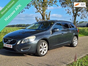 Volvo V60 1.6 D2 Summum met nieuwe APK?