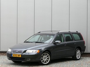 Volvo V70 2.4 Edition Sport Xenon / Leer / Trekhaak /