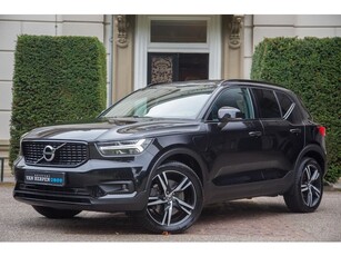 Volvo XC40 1.5 T5 Recharge R-Design Pano H&K Camera