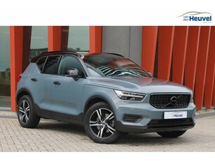 Volvo XC40 T4 R-Design Parkeercamera Glossy Black