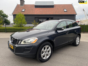 Volvo XC60 2.0 T5 Summum Panoramadak Leer Navi Xenon Trekhaal