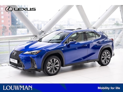 Lexus UX Benzine