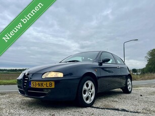 Alfa Romeo 147 1.6 T.Spark Dist., BJ 2003, 167000 km NAP