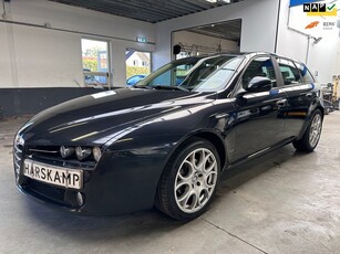 Alfa Romeo 159 Sportwagon 2.2 JTS TI Nieuwe APK