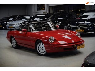 Alfa Romeo Spider 2.0 128 pk 78275 km