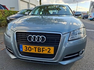 Audi A3 Sportback 1.2 TFSI CLIMA/CRUISE/NAVI/TREKHAAK!