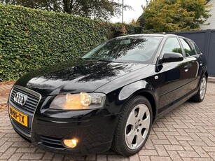 Audi A3 Sportback 2.0 FSI 2005 Ambition LEES TEKST