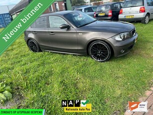 BMW 1-serie 118d High Executive