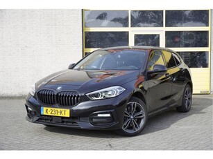 BMW 1-serie 118i Automaat! Executive Edition BJ2021 Lmv 17