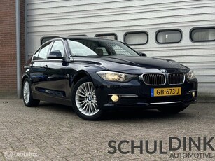 BMW 3-serie 316i High Executive PARKEERSENSORENLEDEREN